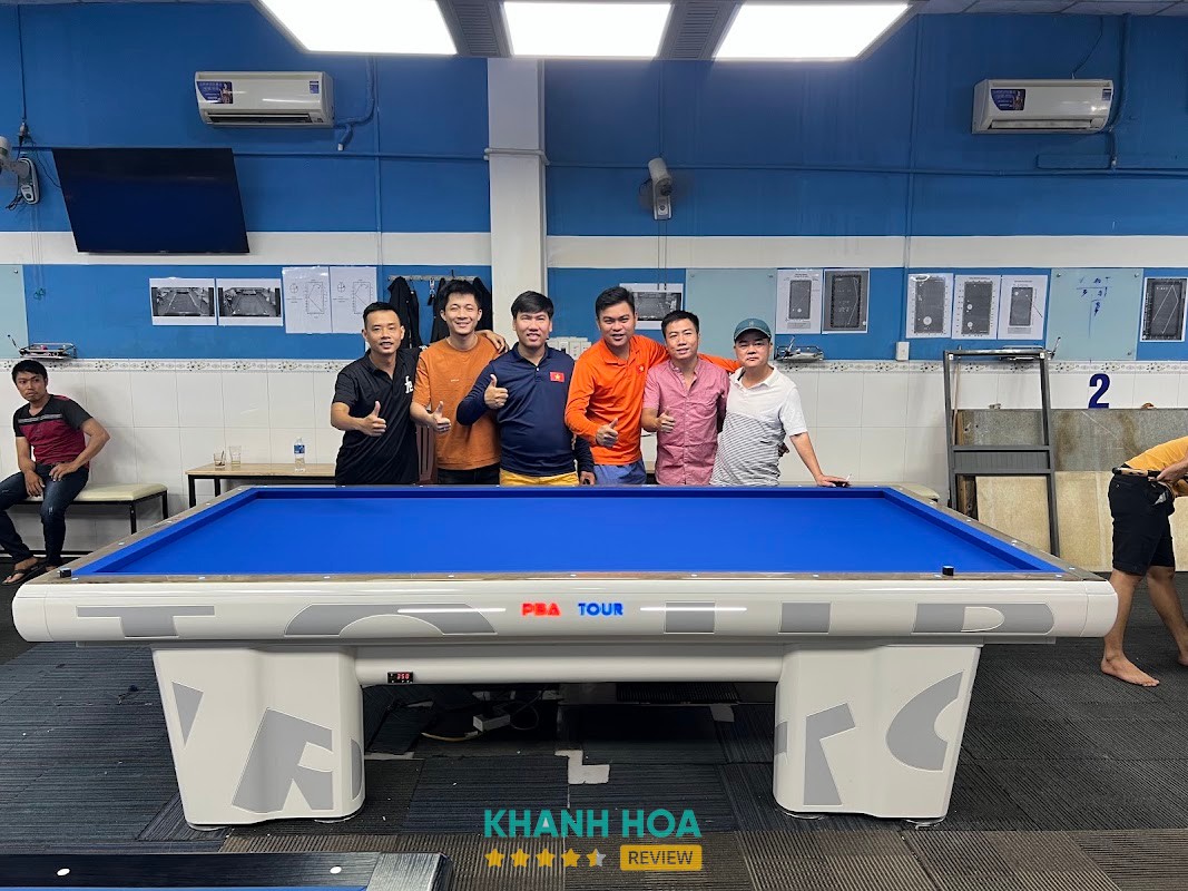 Không gian 1988 Billiards