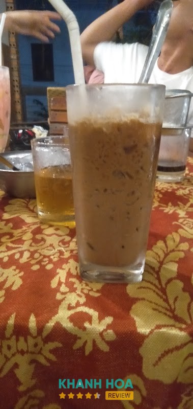 Không gian CLB Bida 007