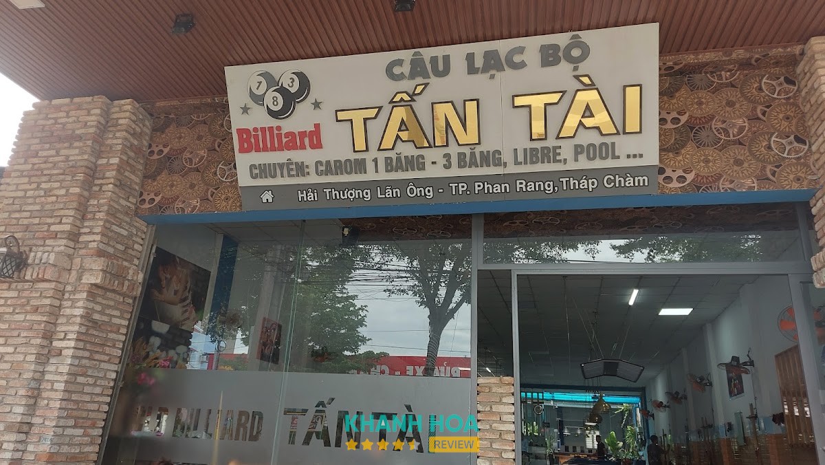 Không gian CLB Bida Tấn Tài