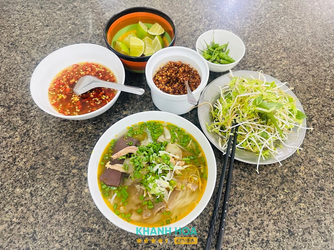 Bún Bò Hương Giang – hình ảnh 2