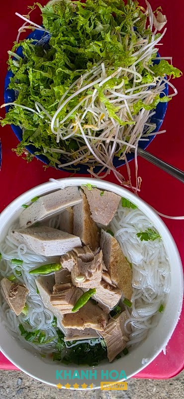 Tô bún cá tại 633 Trần Quý Cáp