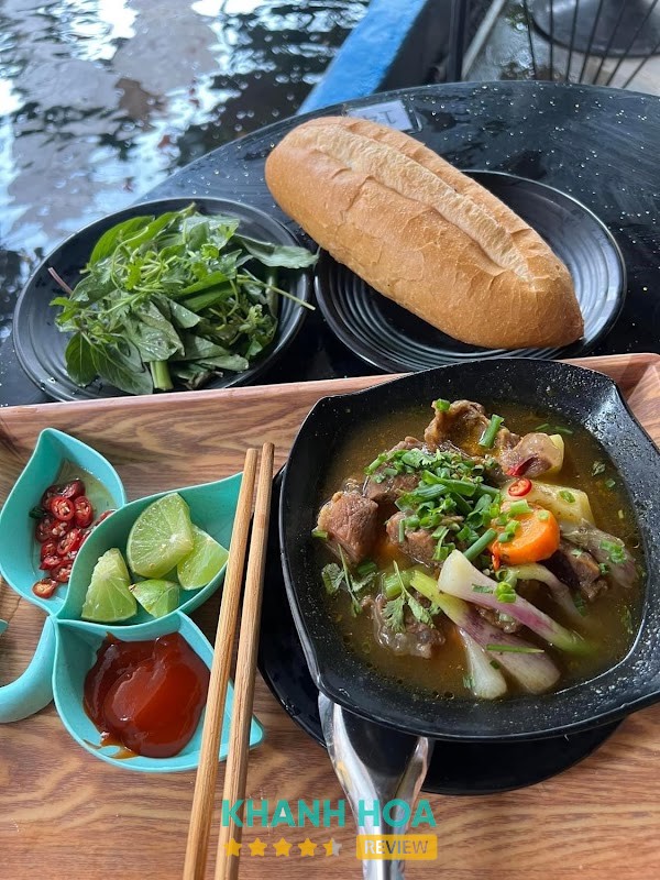 Cafe Cá KoiKoi – hình ảnh 1
