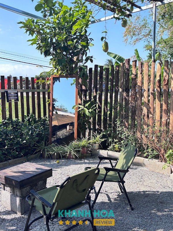 Lười Coffee & Tea Ninh Hòa