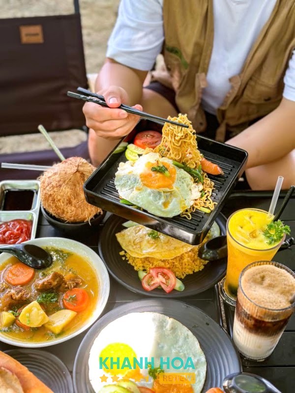 Khu sân vườn Nhà Ven Sông Concept