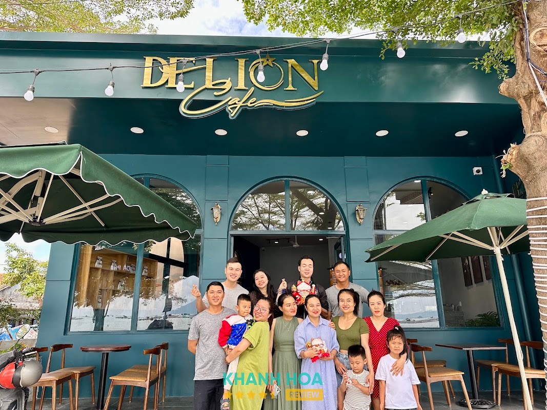 DeLion Café Vạn Ninh