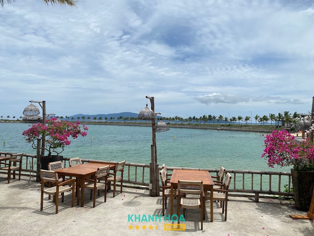 View Tỷ Đô Coffee Nha Trang