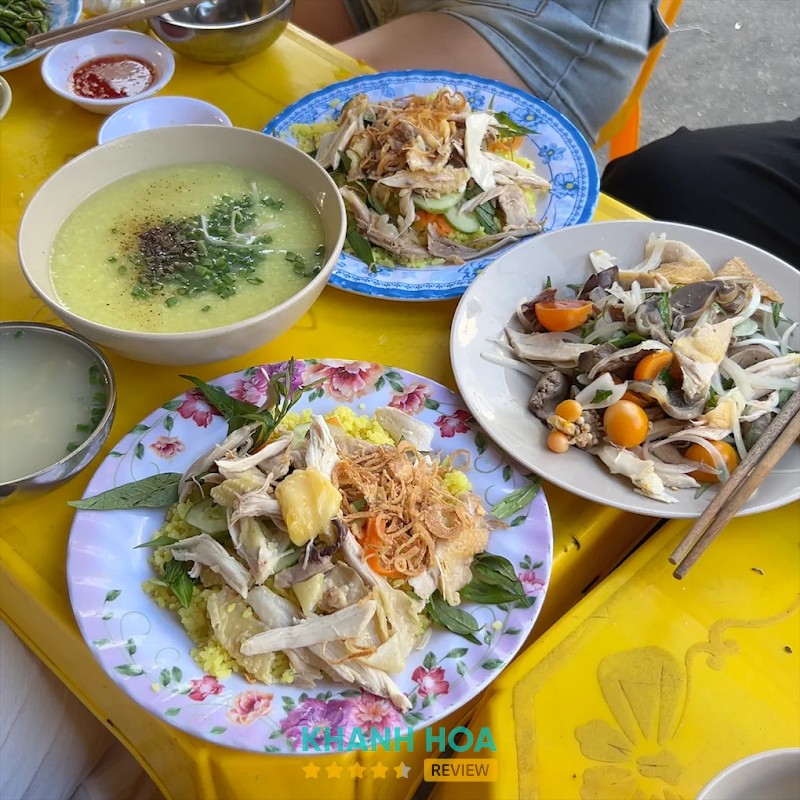 Cơm Gà Tám – hình ảnh 3