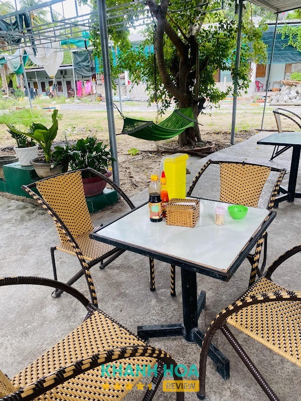 Cơm Gà Bà Mười Cam Lâm Khánh Hòa