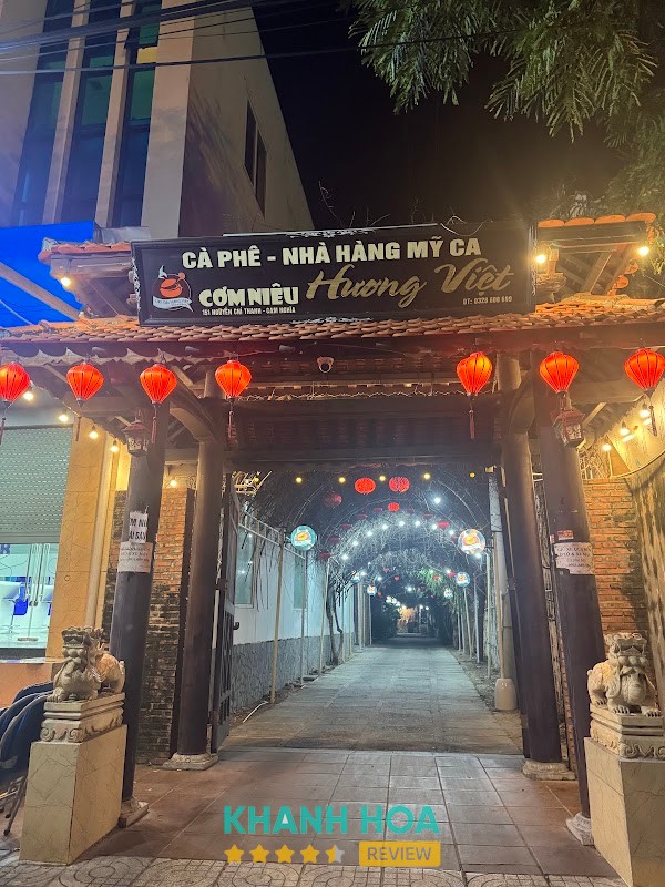 Cơm niêu Hương Việt Bắc Cam Ranh