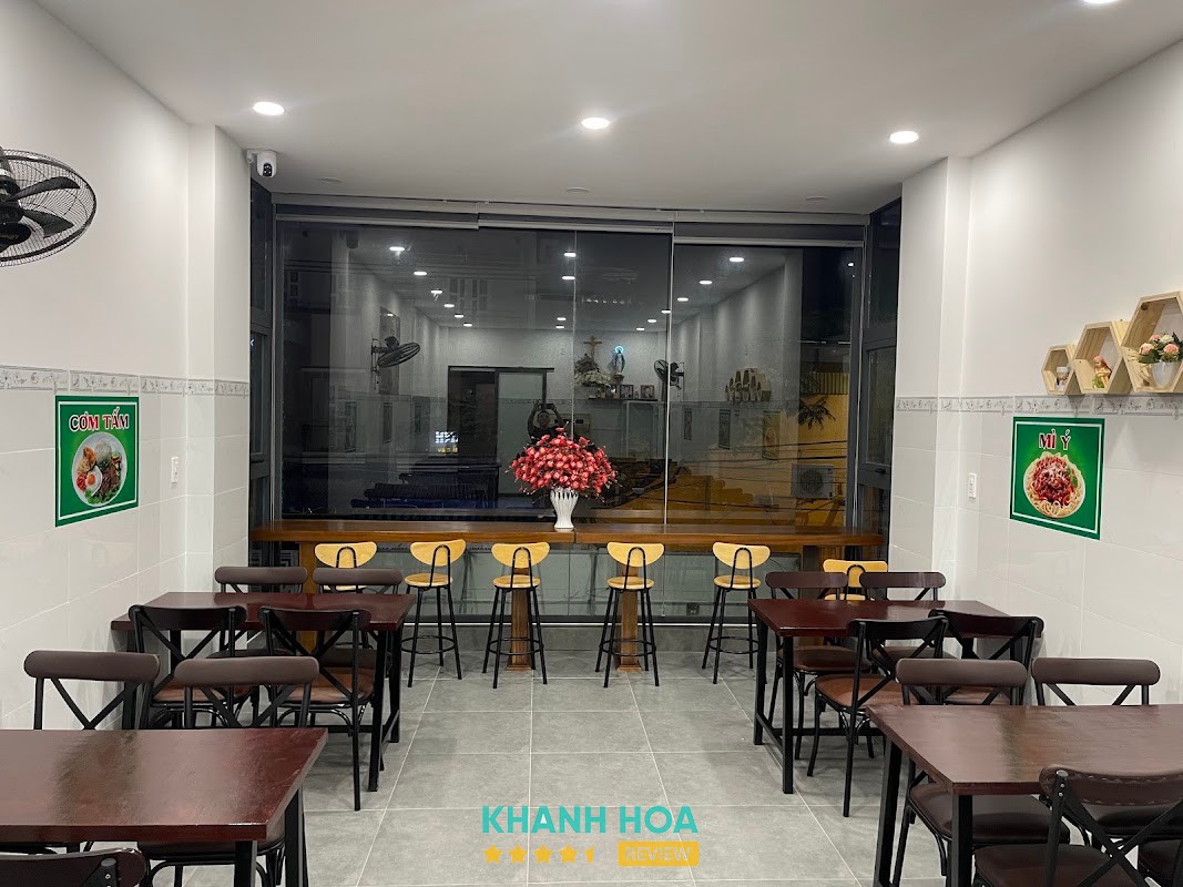 Cơm Hạnh Bắc Nha Trang