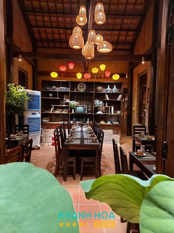 Nhà hàng Nhớ1984 – 47 Tố Hữu, Cam Ranh