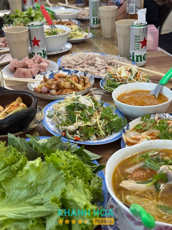 TIỆM CƠM VIỆT NAM – hình ảnh 3