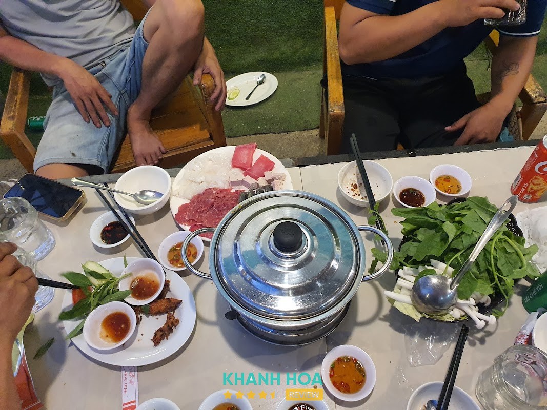 Quán Hồng Gia - Hải Sản Tươi Sống – hình ảnh 2