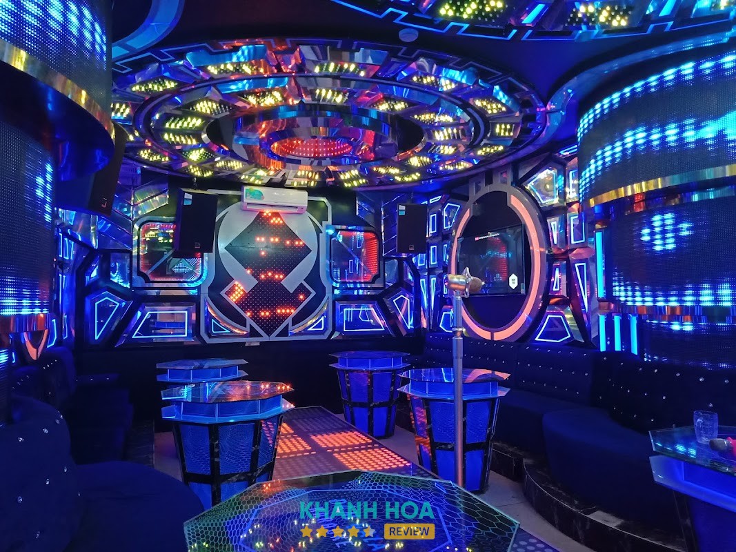 Karaoke Đêm Gala – hình ảnh 1