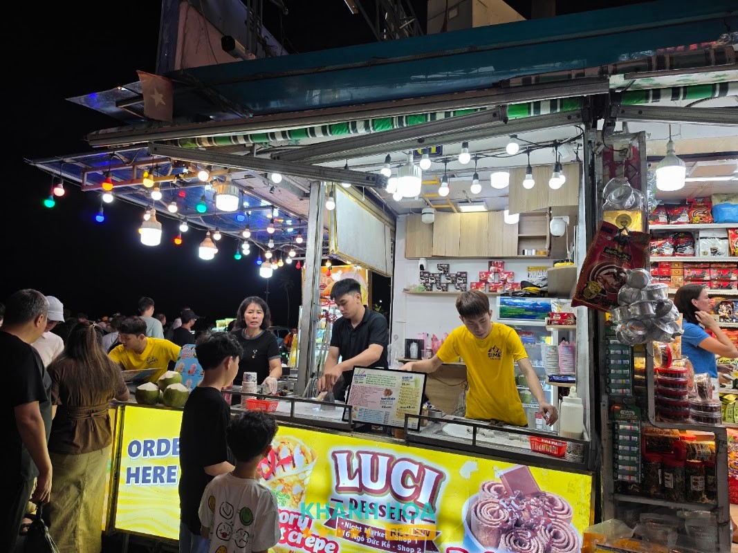 Luci Dessert Shop2 – hình 2