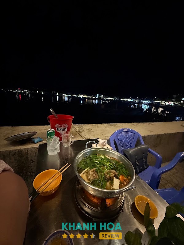 Bờ Kè Quán ( Lẩu Đuôi Bò, Lẩu Gà ) – hình ảnh 2