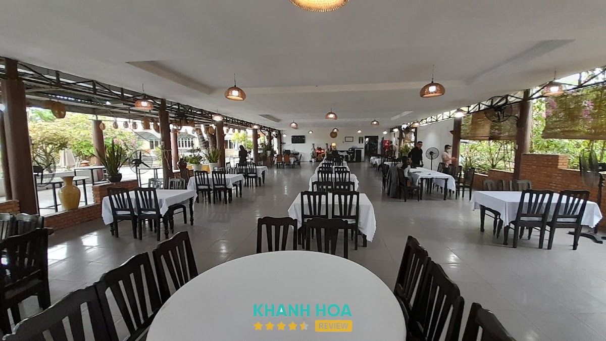 Nhà hàng Sáu Lượng Diên Khánh