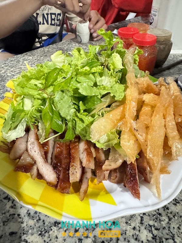 Quán Nem Bà Mười Ninh Hòa