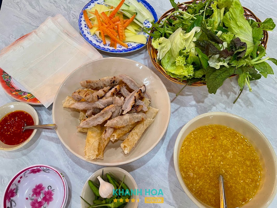 Nem Nướng Bà Năm – hình ảnh 2