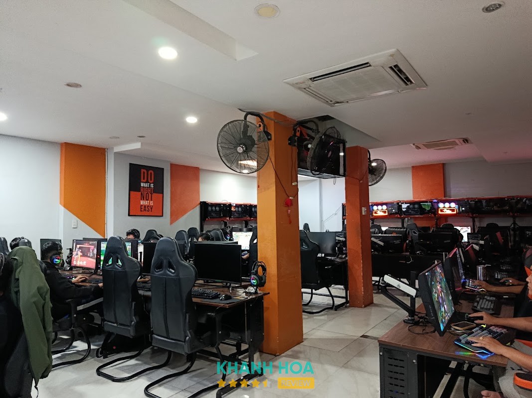 Khu máy AH Game Center