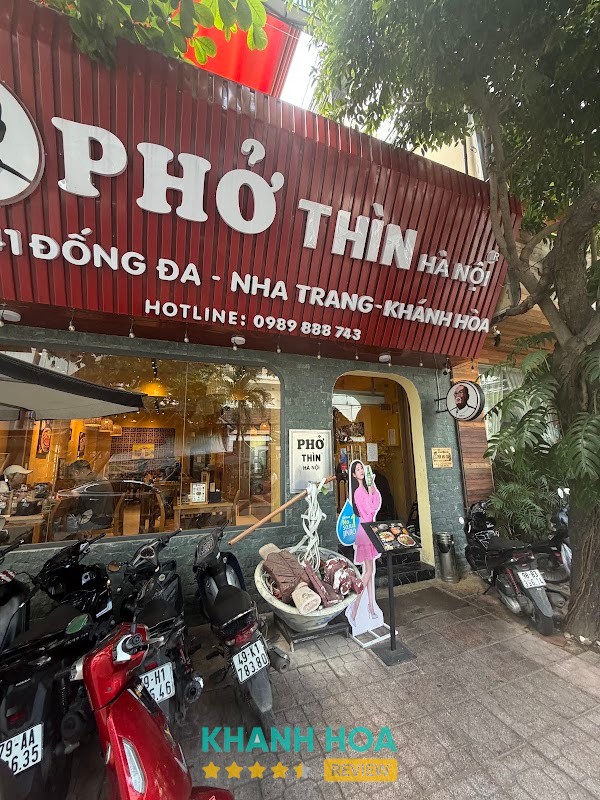Phở tái lăn tại Phở Thìn Hà Nội