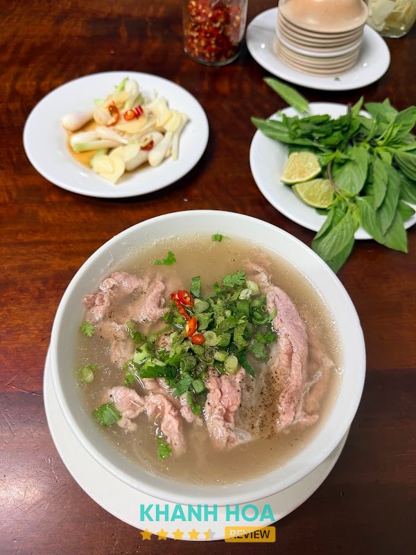 Tô phở tại Quán Phở 63