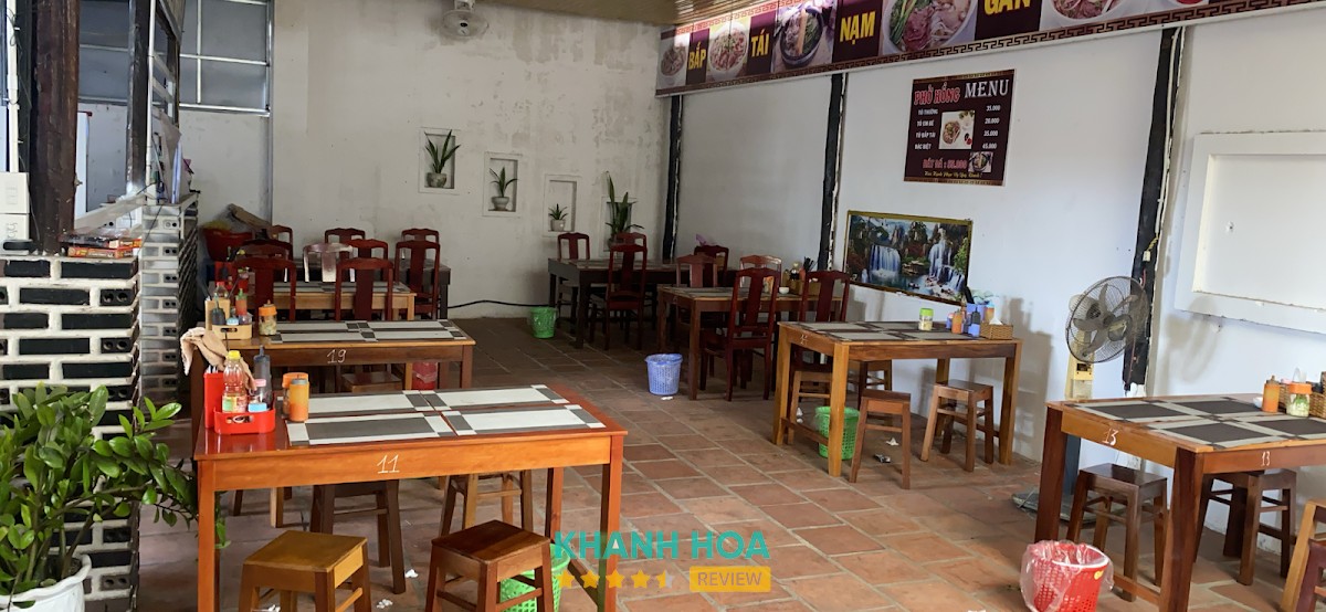Phở Hồng Bát Đá tại Cam Ranh