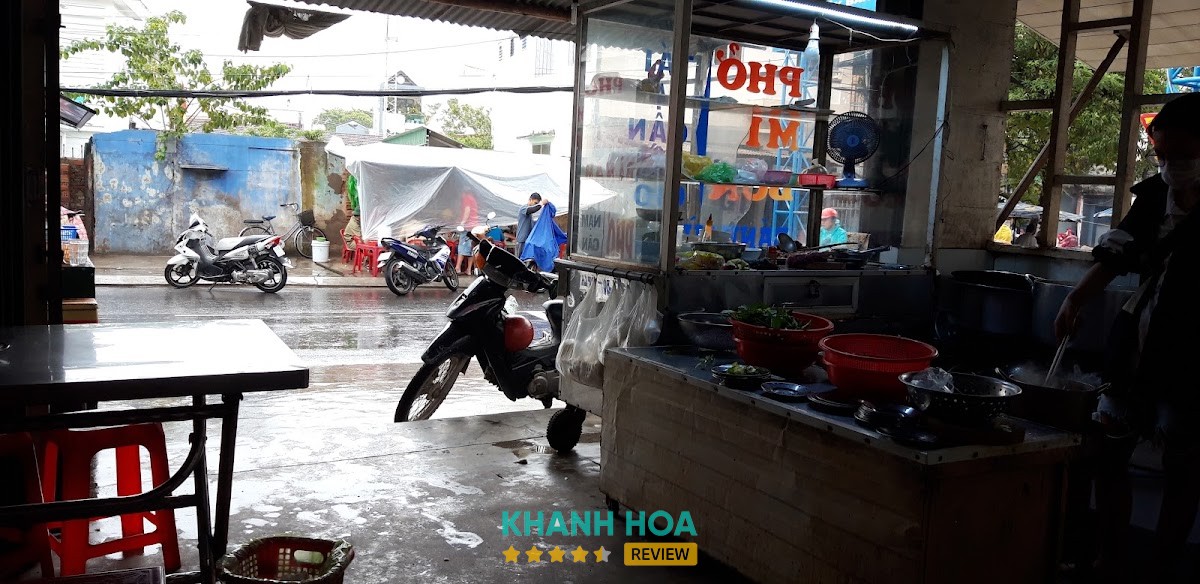 Quán Phở Bà Năm – hình ảnh 3