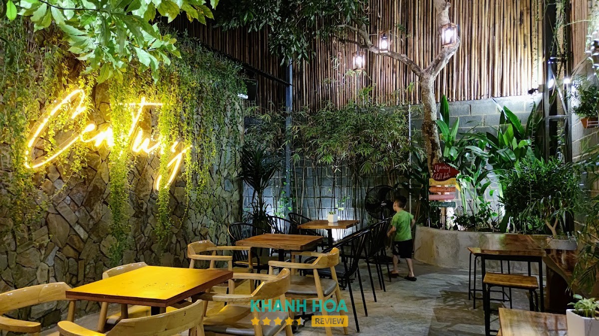 Century Coffee And Milktea tại Cam Ranh