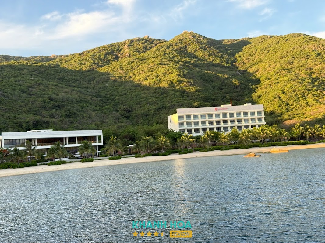 Vias Resort Van Phong Peninsula tại Đầm Môn