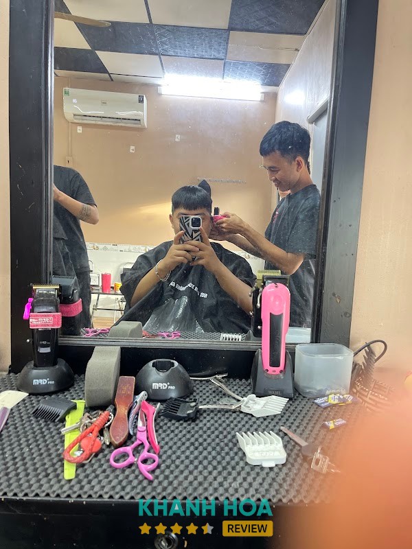 Su Barber Shop – hình ảnh 3