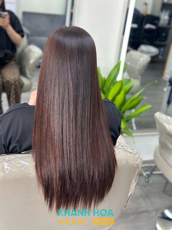 Salon T.I.S Hair tại Ninh Hòa
