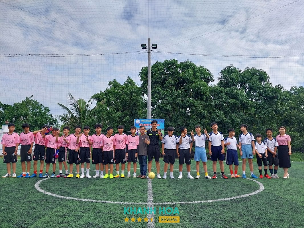 Sân Bóng Đá Hoà Thành – hình ảnh 2