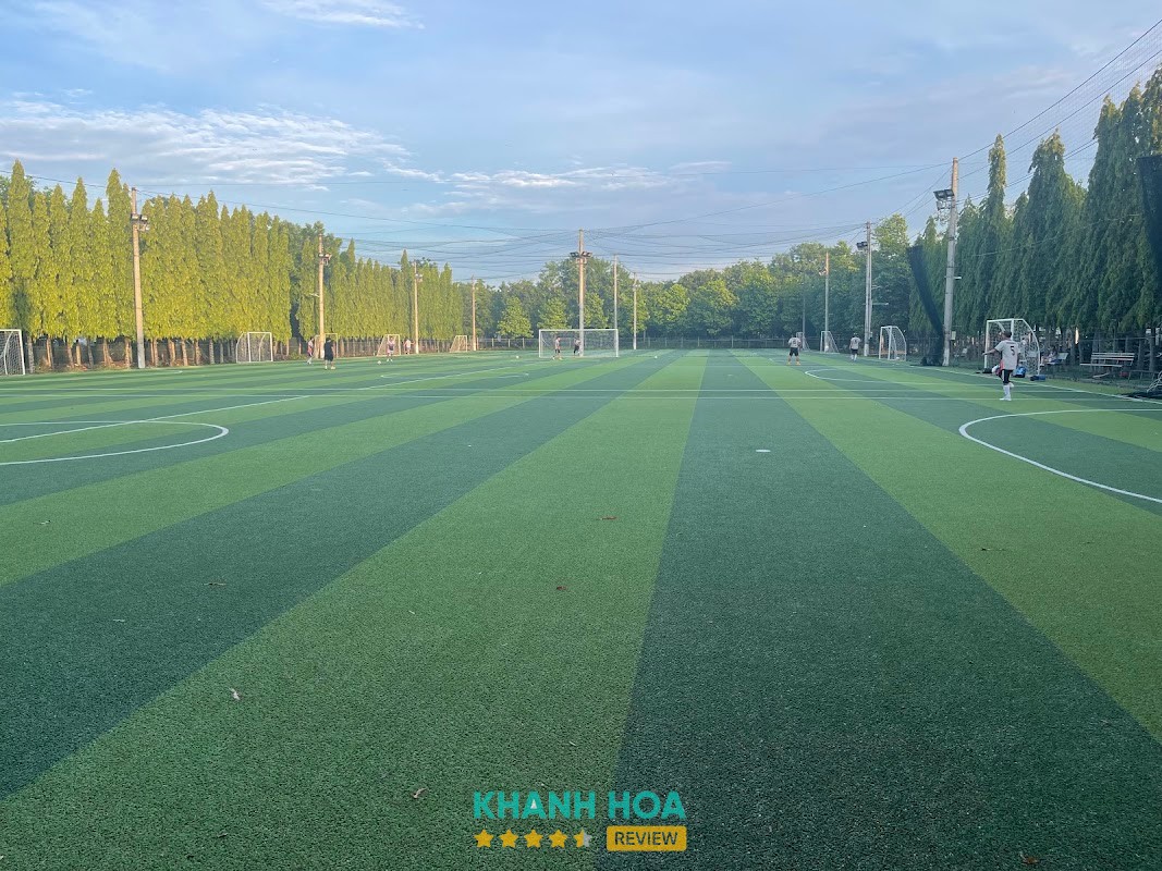 Sân Bóng Đá Hoàn Mỹ hình ảnh 2