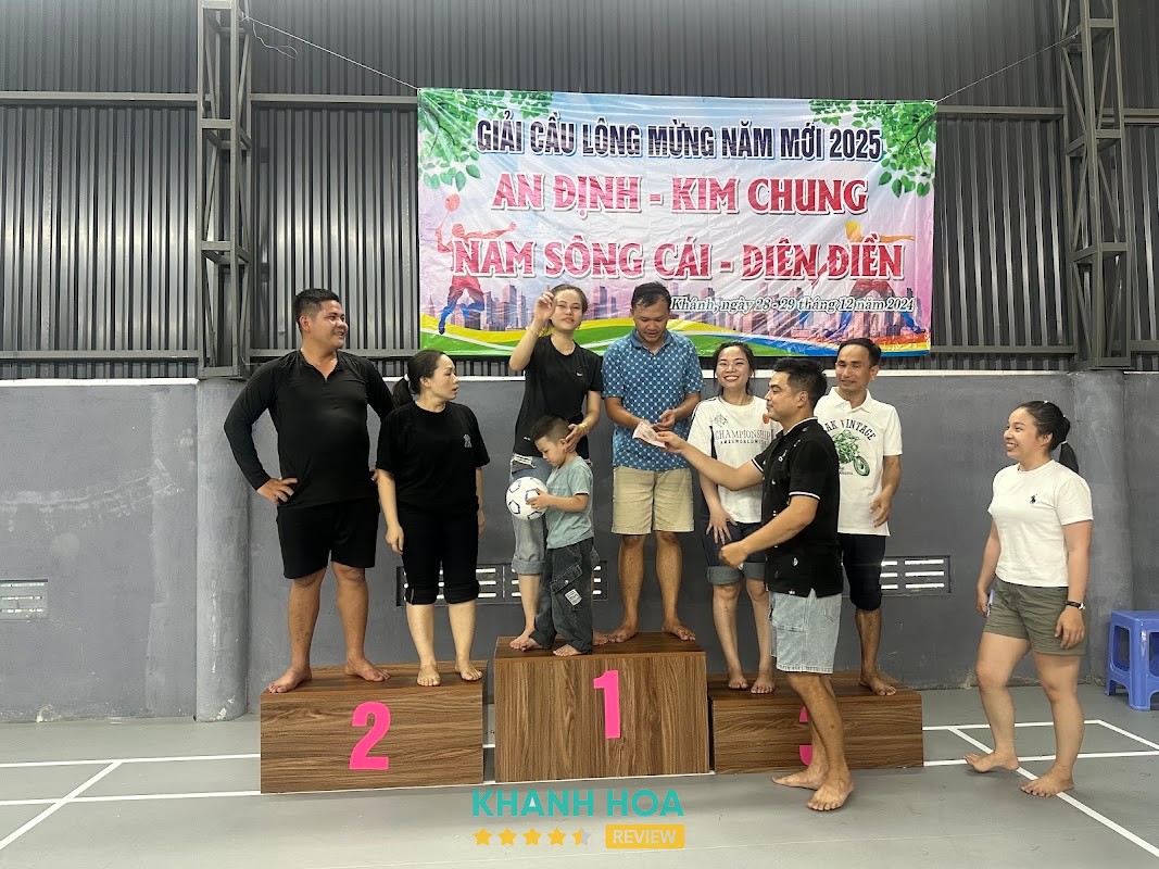 Sân Cầu Lông Phú Lộc – hình ảnh 2