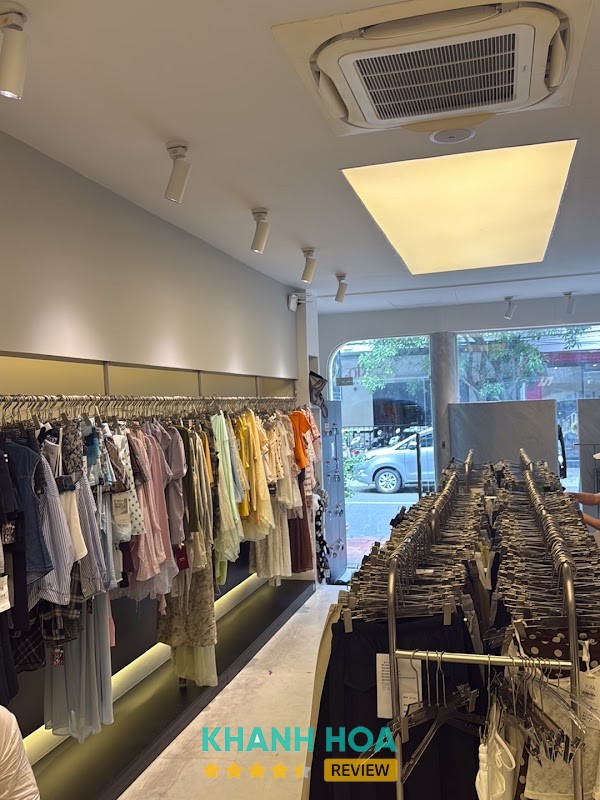 Narcissus Trendy Clothing Store – hình ảnh 3