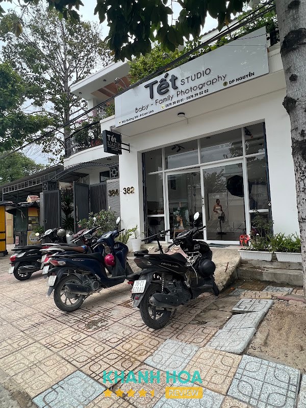 Tết studio Cam Linh