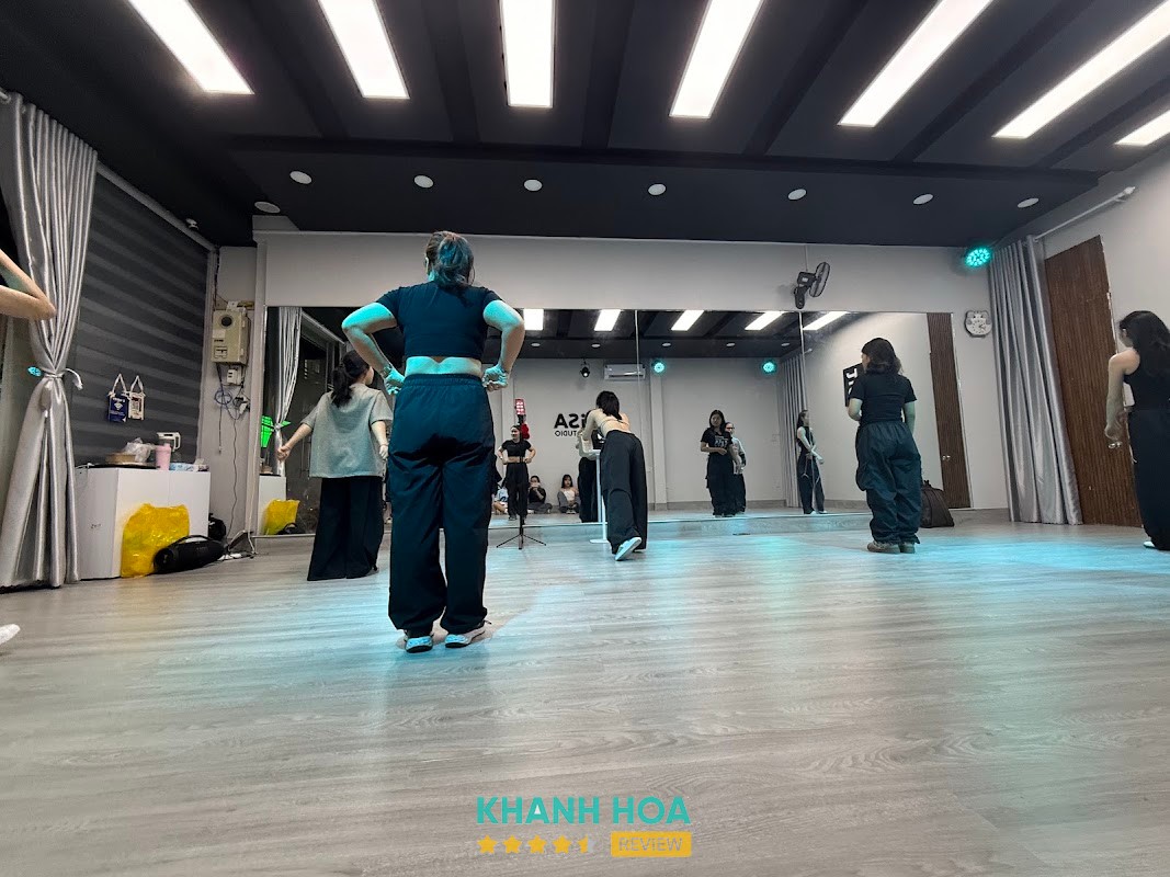TRISA Dance Studio Nha Trang