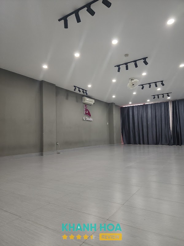Q Studio - Dạy Nhảy và Múa Nha Trang