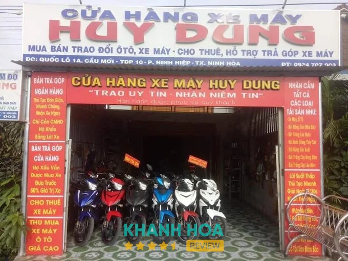 Khu vực nhận xe tại Cửa hàng Huy Dung