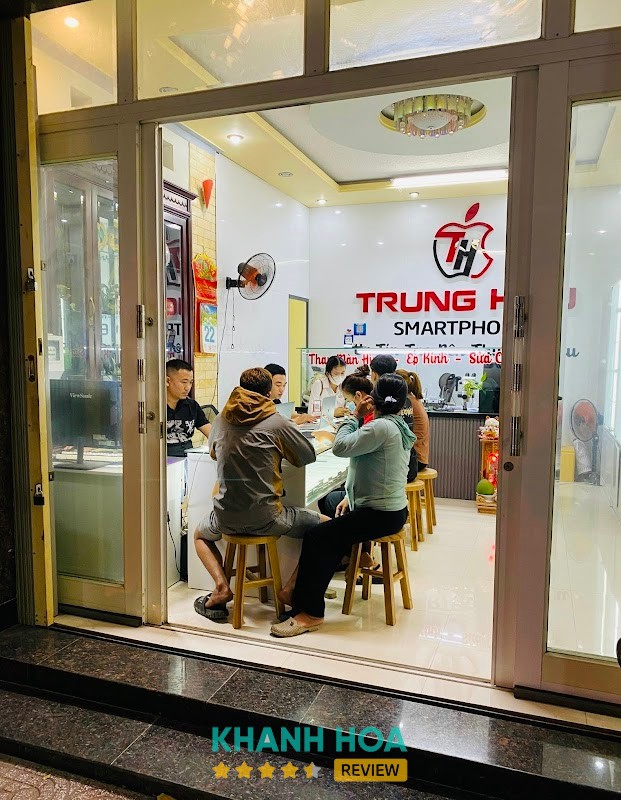 Trung Hiếu SmartPhone – hình ảnh 1
