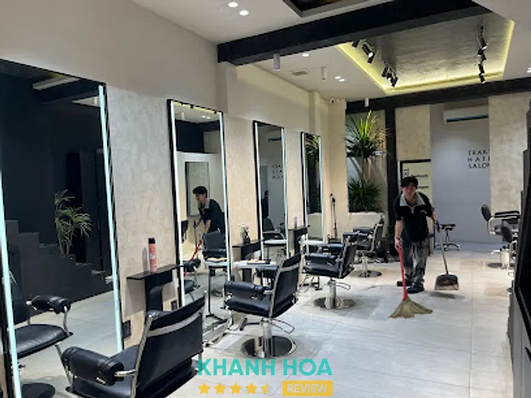 Traky Hair Salon: 174 Nguyễn Thị Minh Khai, P. Nha Trang