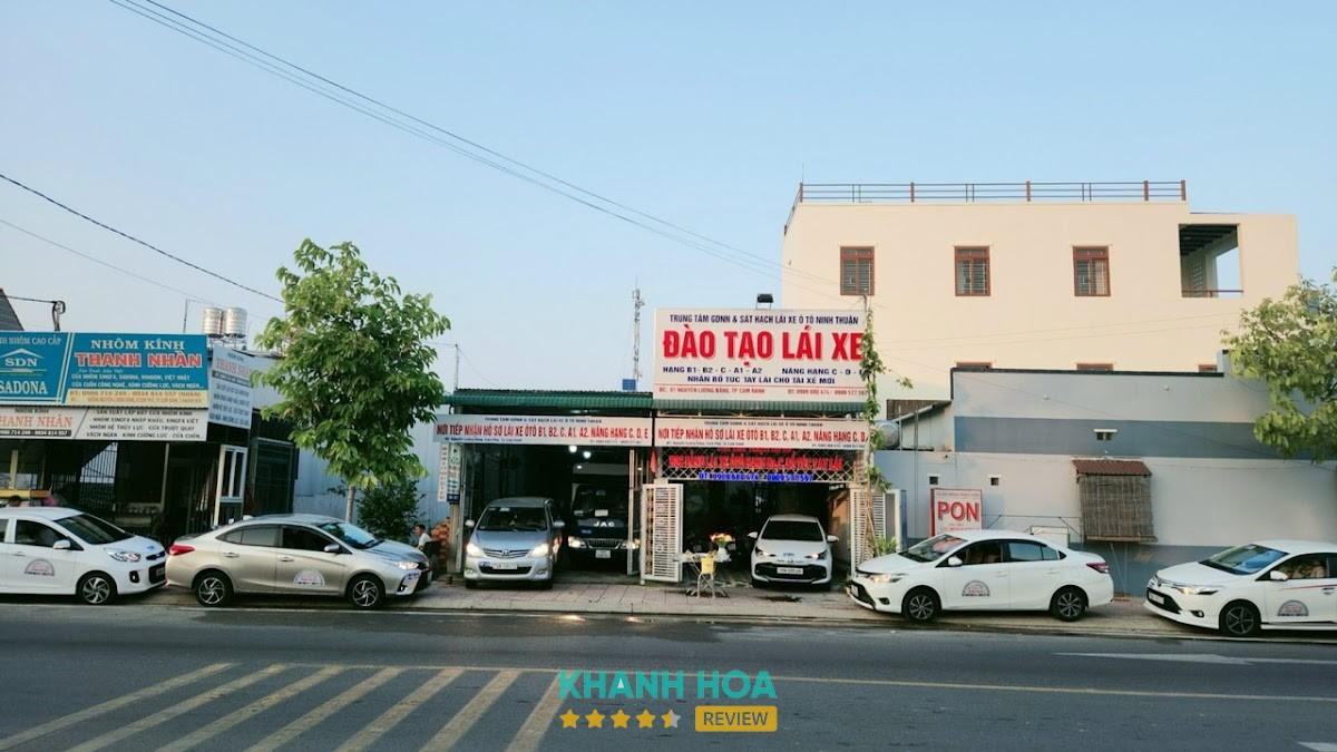 Đào tạo lái xe Nguyễn Lương Bằng tại Cam Ranh