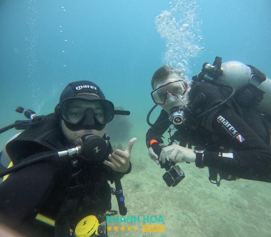 Học lặn tại Nha Trang Sea Star Diving Center