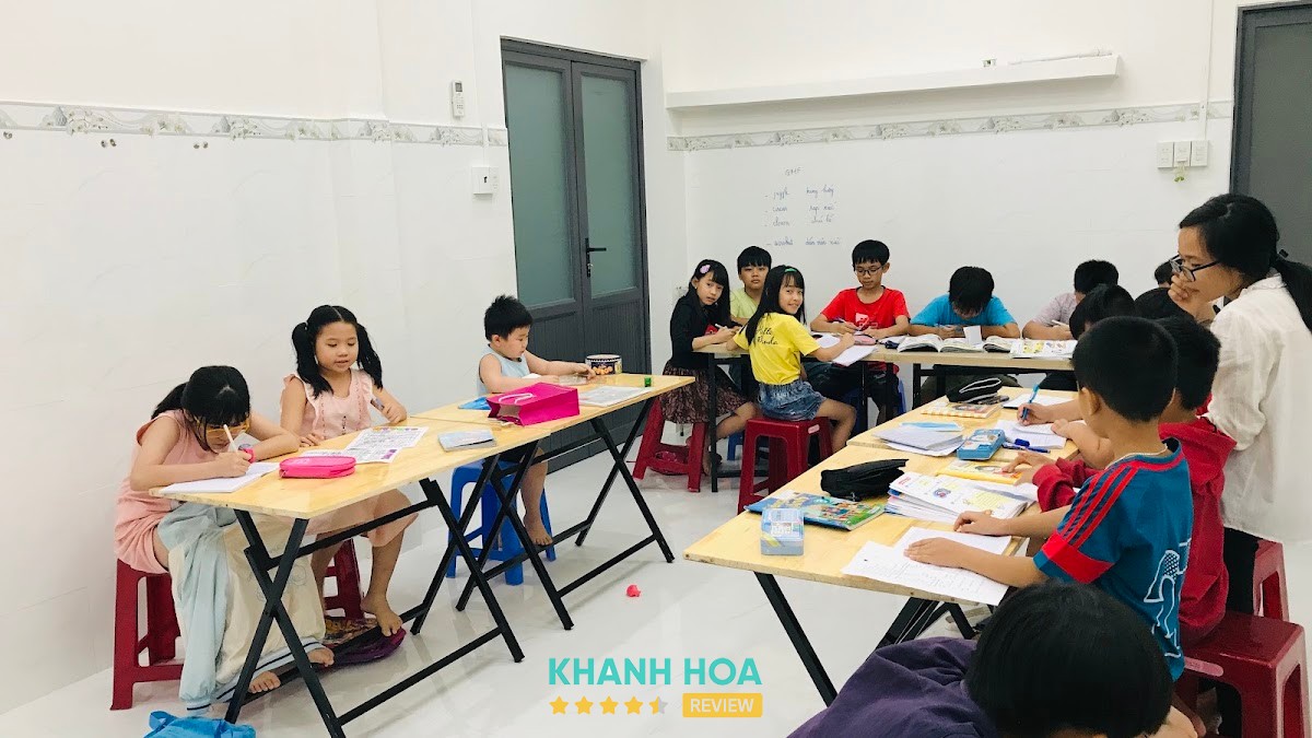 Ms. Phuong’s English House Diên Khánh