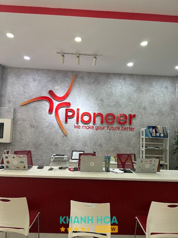 Trung tâm Ngoại ngữ Tiên Phong - Pioneer Language Center