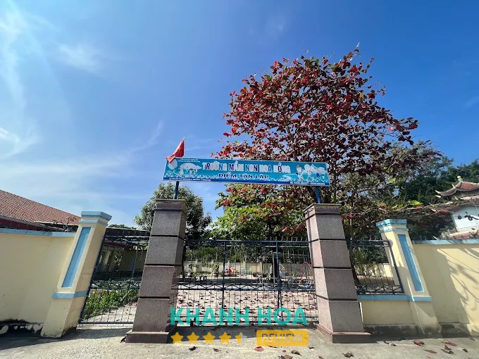 Trường mầm non Hoa Hồng tại Cam Lâm