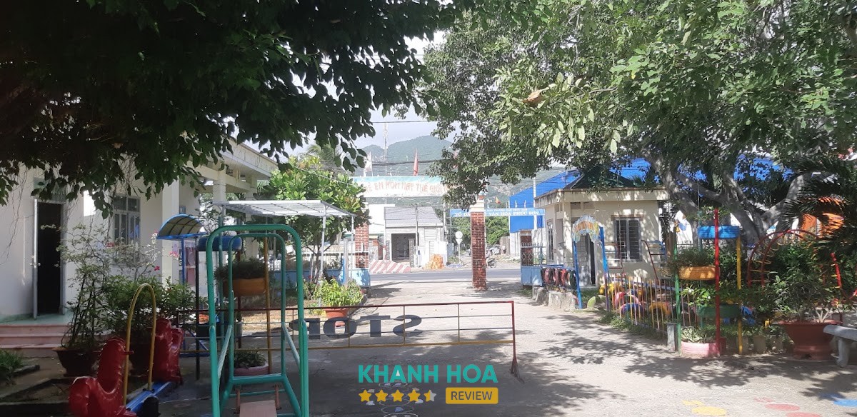 Không gian Trường Mầm Non Cam Phúc Nam