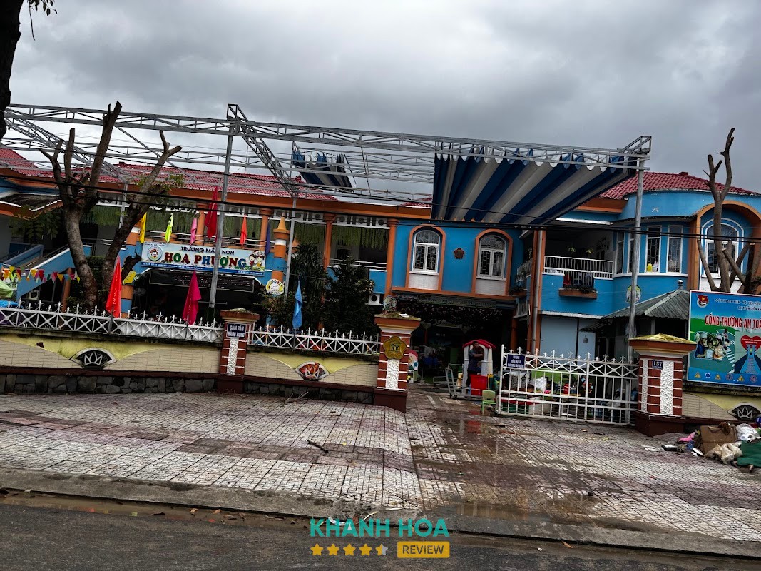 Sân chơi Trường Mầm non Hoa Phượng