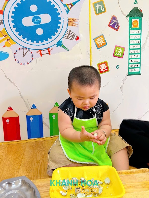 Hoạt động tại Mầm Non Thám Hoa